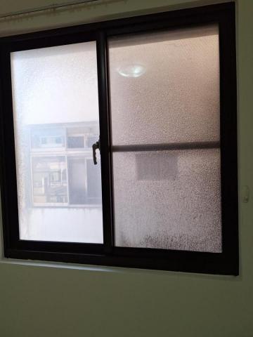 潘峙蓚 - 玻璃清潔前