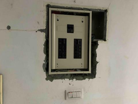 陳志豪 - 開關箱更新全室電線工程