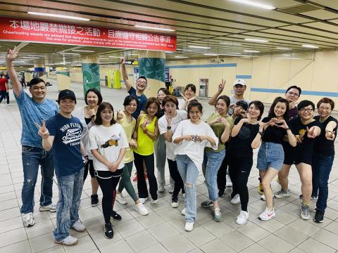 YOLOdance & life studio - 企業包班課程