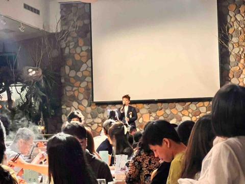 昱霖（Shower） - 婚禮主持/30-50桌完整流程規劃