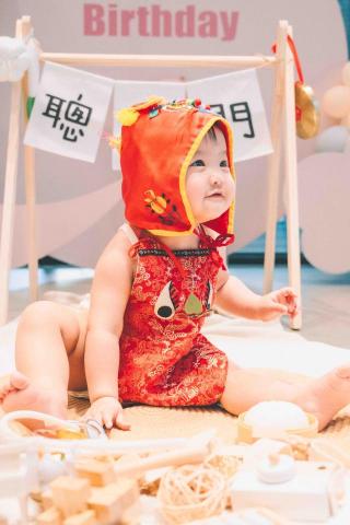 邱建維 - 抓周寫真