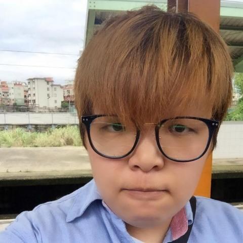 提供代購服務的專家殷Ella