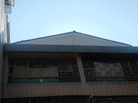 宅吉修 - 北屯雷中街屋頂外牆隔熱防水圓滿完成