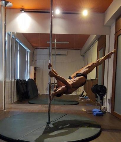 玩具教練 - 鋼管教學