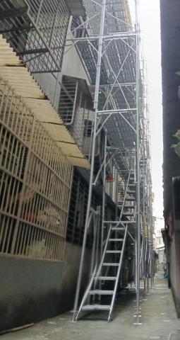 穩事達實業社 - 板橋三民路二段(三樓外牆防水處理)。 穩事達實業社 - 板橋三民路二段(三樓外牆防水處理)。