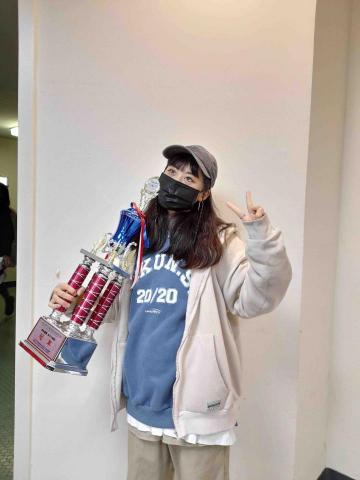 湯慧珊 - 這是拿到全國啦啦隊舞嘻哈組的冠軍照片