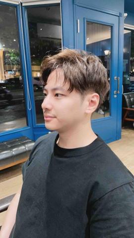 Kris Chen - 男生燙髮 韓式髮型跟染髮自然色 5500元店內價格