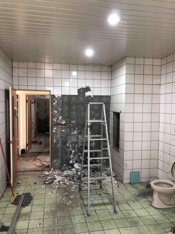 博ㄧ土木包工業有限公司 - 壁磚更換（前）