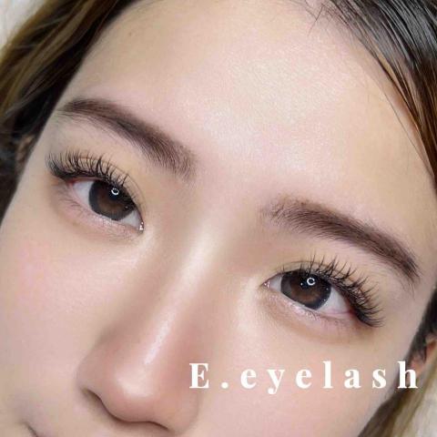 E.eyelash - ｜單根3D款｜
-
在睫毛里撒把糖，讓你笑起來更甜 ?
-
&bull; 2019 PEA甲級植睫證照
&bull; 2023 S.E.A馬來西亞國際美業大賽現場真人5D嫁接第三名
&bull; 贈送睫毛深層SPA
&bull; 翔盛 Biomooi低敏感黑膠
&bull; 日本低刺激親膚醫療膠帶
&bull; 針對眼型設計客製化長度/翹度
&bull; 不觸碰皮膚、不沾黏、不傷害真睫毛
-
&bull; LINE：https://page.line.me/183fblsx