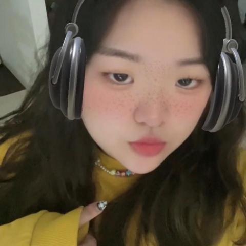 提供外語領隊服務的專家胡洪慈