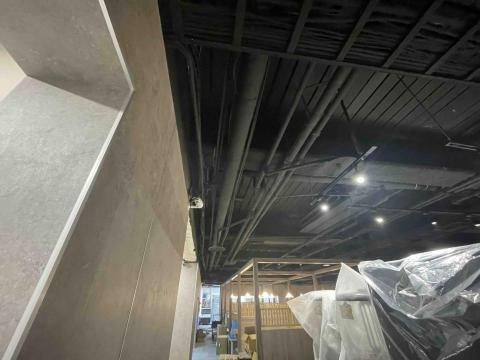 家油塗裝 - 桃園燒肉店 天花板噴黑