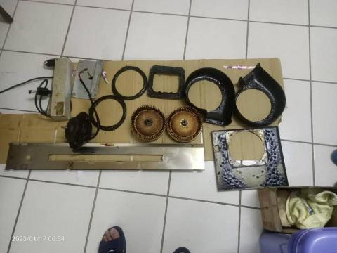 洗潔舒工坊 - 倒T 抽油煙機細部分解清洗前