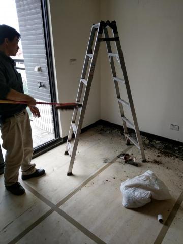 鄭邦室內裝修有限公司 - 施工打管