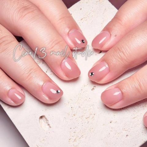-Ciao13 nail studio - 粉膚漸層水鑽 -Ciao13 nail studio - 粉膚漸層水鑽