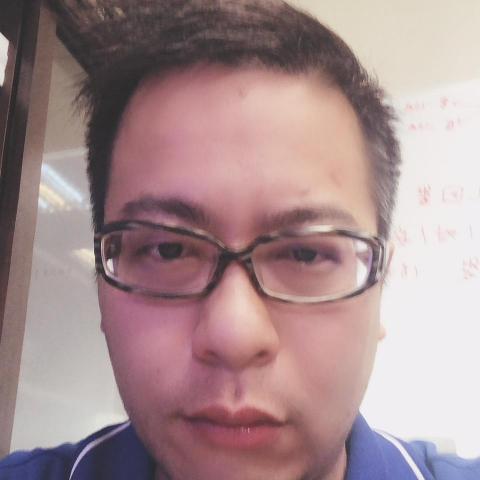 提供冷氣機服務的專家蕭翔育