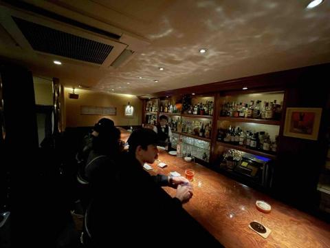 吳宗澤 - 與同事遠赴日本精進的時刻
其實是員工旅遊 但還是要學習一下吧 吳宗澤 - 與同事遠赴日本精進的時刻
其實是員工旅遊 但還是要學習一下吧