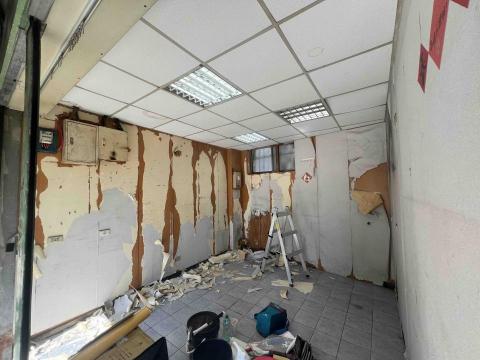 逸張紙（壁紙窗簾塑膠地板） - 施工前