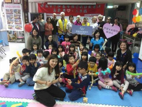 劉晏荻 - 讓愛發光/兒童瑜珈