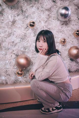 陳威斯 -  灰階藍調