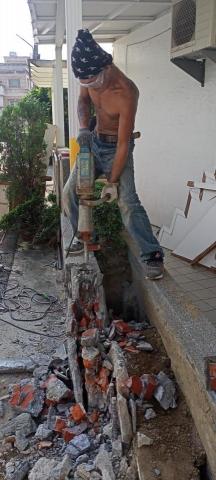 黃家專業打石拆除 - 