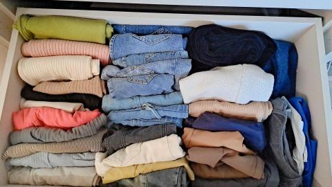 真愛家家事服務媒合公司 - 收納歸類衣服