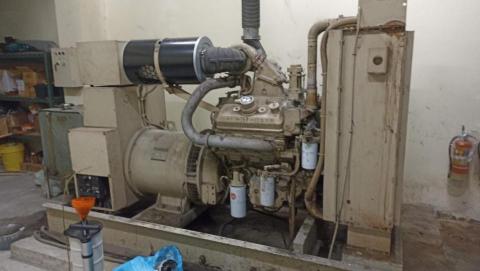 巨鼎機電工程有限公司 - 240KW發電機保養