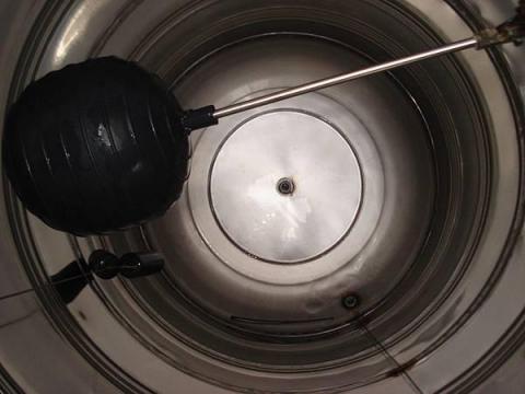 真鑽環保企業 - 白鐵水塔清洗完工照