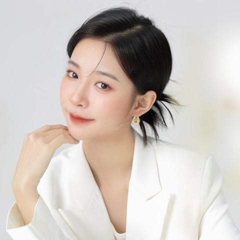 提供ui ux服務的專家吳小姐