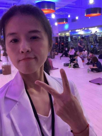 鄭玲君營養師 - 廠商營養演講合作