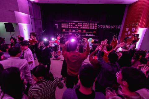 DJ BONZERR - 學生派對DJ