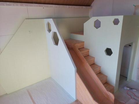 力爺油漆工程 - 大溪露營區(室內溜滑梯 力爺油漆工程 - 大溪露營區(室內溜滑梯