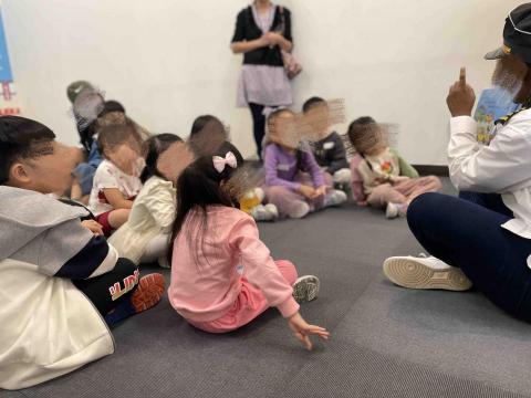 林姵沂 - 幼兒英語助教