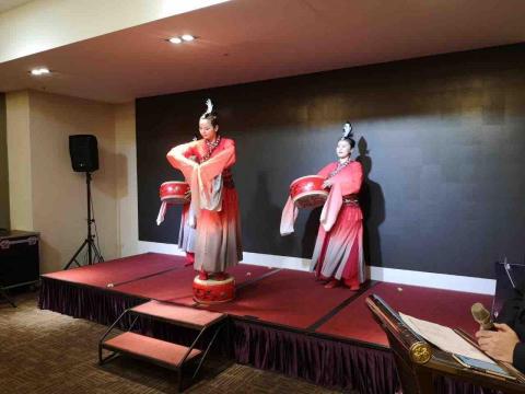 史瑪特百業有限公司 - 相和歌演出