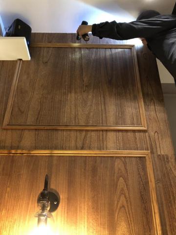 皓泰環保服務有限公司 - 咖啡廳壁面裝潢白蟻防治鑽孔