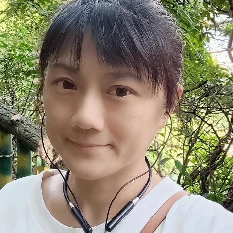 提供0050退休ptt服務的專家 Maggie Huang