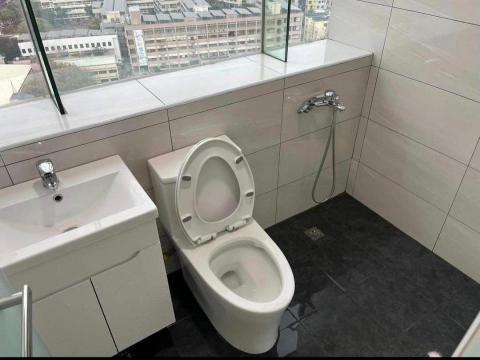 永昇包通 - 馬桶安裝 永昇包通 - 馬桶安裝