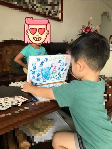 Fiona小文老師（飛Faye) - 