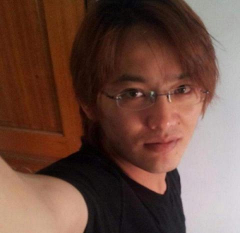 提供油漆刷滾筒服務的專家張嘉祥