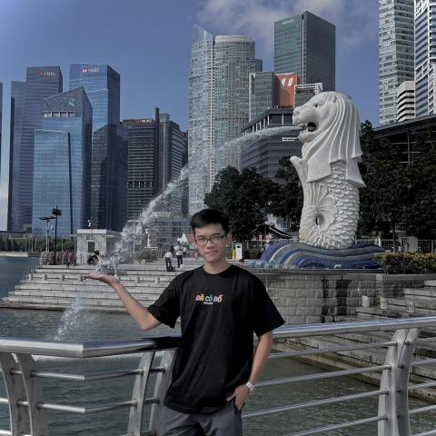 提供新聞ng服務的專家David Tăng