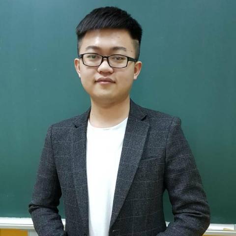 提供高中物理化學家教服務的專家周俊