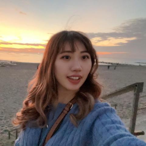 提供灌冷媒服務的專家劉禎如