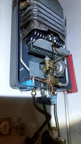 職人水電 - 維修熱水器