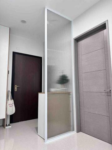 莊子緯 - 5mm超白強化長虹玻璃（系統框）屏風