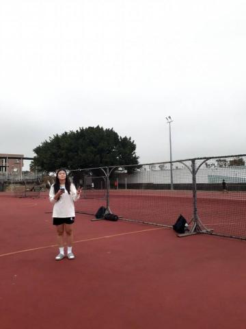 陳裔萱 Alisa - 一和四晚上會去系上排球隊練習