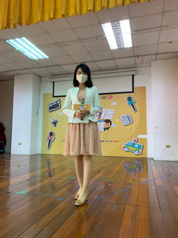 專業主持人 Abby - 「小小主播營」活動主持