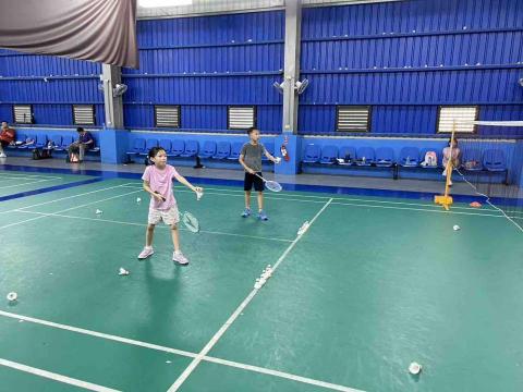 塔瑞尼斯羽球學院 - 紮實基本功訓練