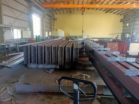 寶鍠企業 - 我們的鋼構加工廠-2