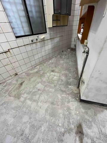 優迅拆運工程 - 廚房地板完工照 優迅拆運工程 - 廚房地板完工照