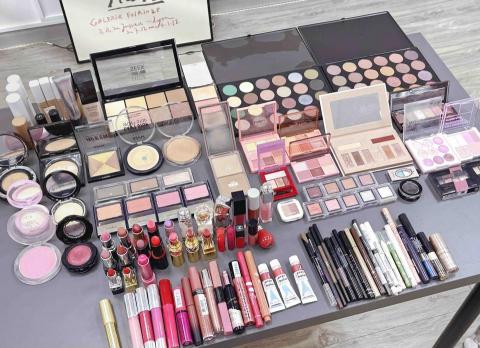 蕾心股份有限公司 - 