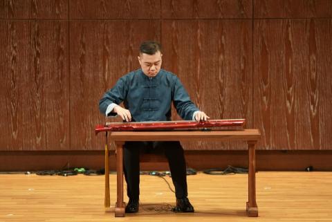 邱柏翰古琴教學 - 國家兩廳院古琴獨奏演出